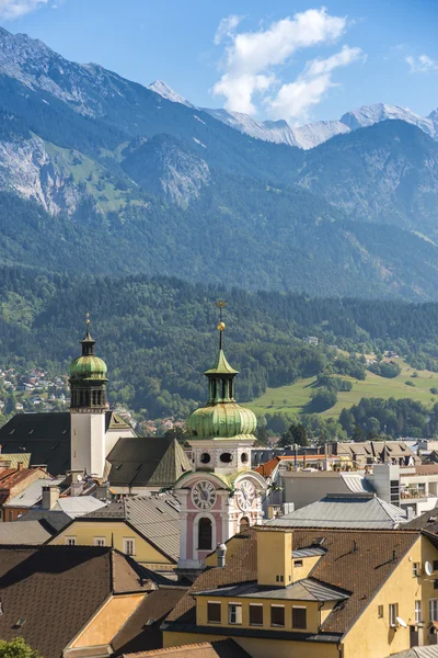 Vue générale d'Innsbruck dans l'ouest de l'Autriche . — Photo