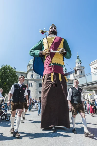 在萨尔茨堡，奥地利萨尔茨堡成人急性 festzug — 图库照片
