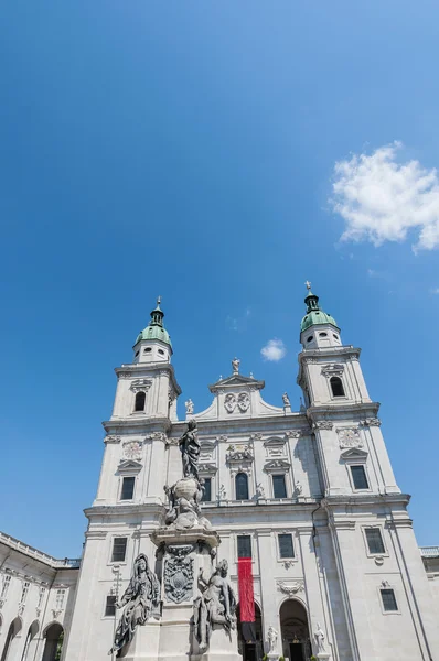 Salzburska Katedra (salzburger dom) w salzburg, austria — Zdjęcie stockowe