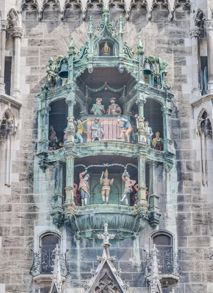 Neues rathaus carillion in münchen — Stockfoto