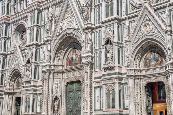 Музей Санта-Мария-дель-Фьоре во Флоренции, Италия — стоковое фото