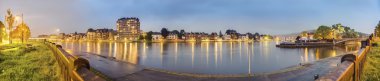 Meuse Nehri Namur, Belçika