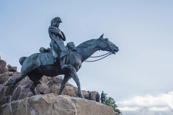 Серро de la gloria пам'ятник в Мендоса, Аргентина. — стокове фото