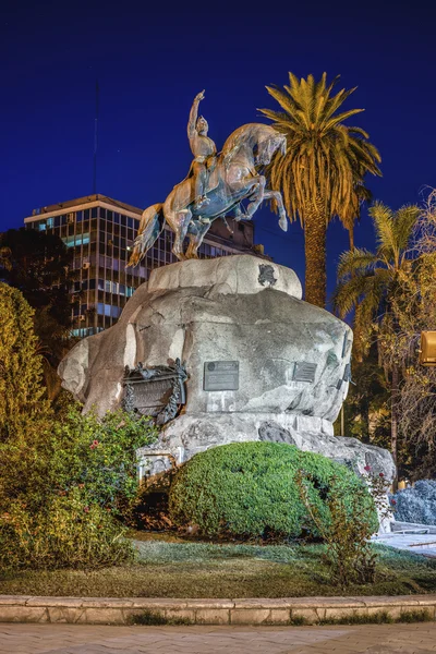 San martin-torget i mendoza, argentina. — Stockfoto