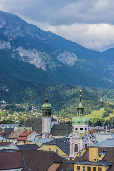 Vista general de Innsbruck en el oeste de Austria . — Foto de Stock