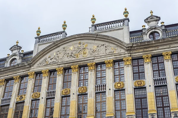 Guildhalls sulla Grand Place a Bruxelles, Belgio . — Foto Stock