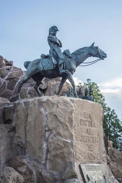 Серро de la gloria пам'ятник в Мендоса, Аргентина. — стокове фото