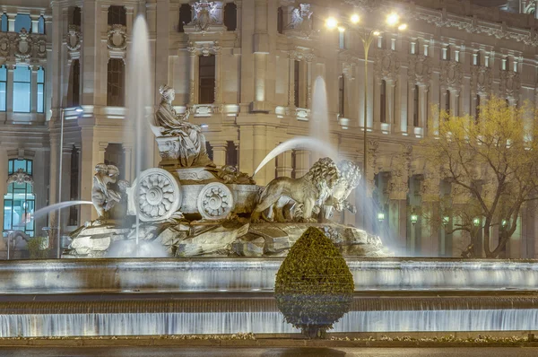 Cibeles-Brunnen bei Madrid, Spanien — Stockfoto