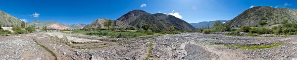 七种颜色在阿根廷胡胡伊山. — 图库照片