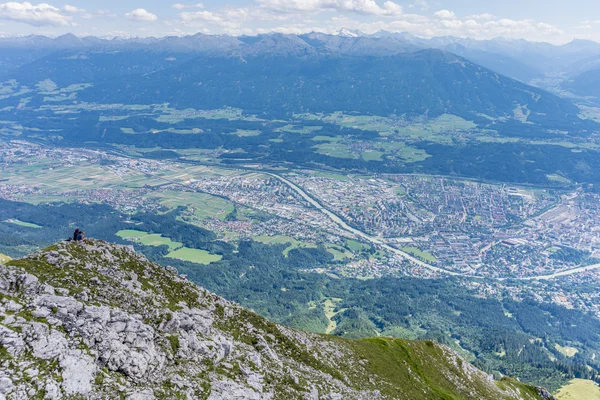 Yürüyüşçüler, norkette Dağı, Innsbruck, Avusturya. — Stok fotoğraf