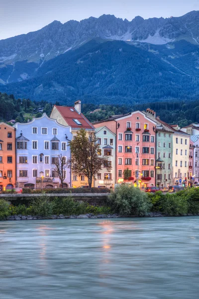 Inn río en su camino a través de Innsbruck, Austria . —  Fotos de Stock