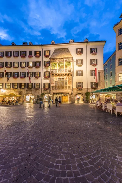 Het gouden dak in innsbruck, Oostenrijk. — Stockfoto