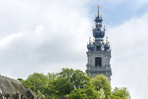 Campanile di Mons in Belgio . — Foto Stock