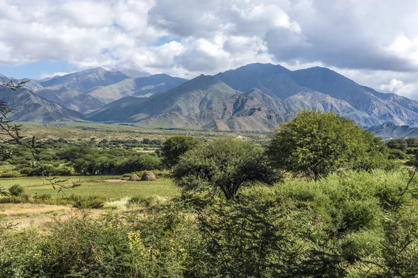 Berömda route 40 i Salta, Argentina. — Stockfoto