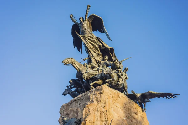 メンドーサ、アルゼンチン セロ デ ラ グロリア記念碑. — ストック写真