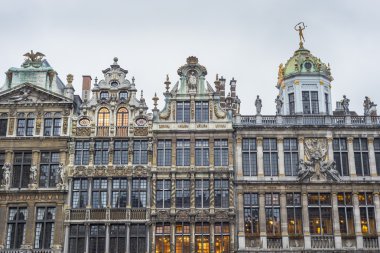 GuildHalls tarihinde grand place, brussels, Belçika.
