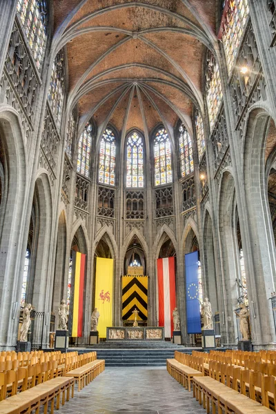Igreja de Saint Waltrude em Mons, Bélgica . — Fotografia de Stock
