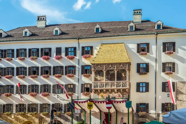 Das goldene dach in innsbruck, österreich. — Stockfoto