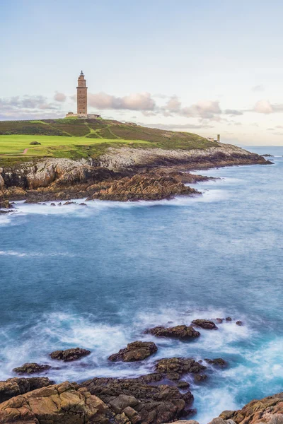 Herkulova věž a coruna, Galicie, Španělsko. — Stock fotografie