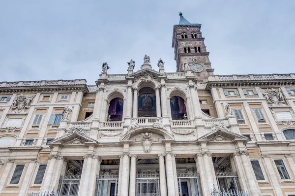 De Pauselijke Basiliek van Sint-mary grote in rome, Italië. — Stockfoto