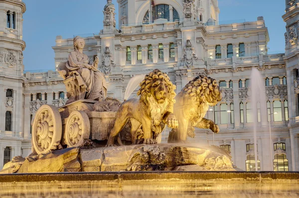 Cibeles-Brunnen bei Madrid, Spanien — Stockfoto