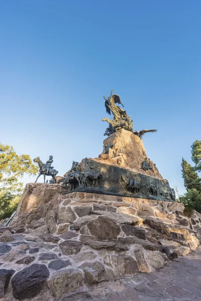 Cerro de la gloria denkmal in mendoza, argentinien. — Stockfoto