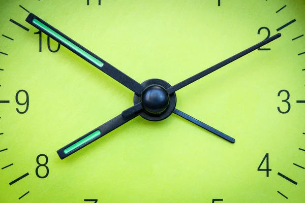 Green clock face — Stock Photo, Image