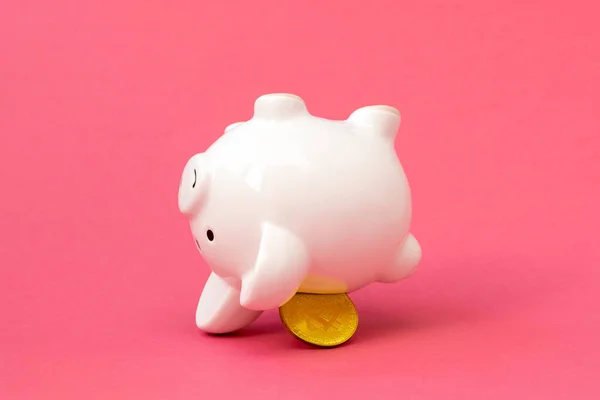Falling Piggy Bank Golden Bitcoin Pink Background Concept Topic Storing — Stock Photo, Image
