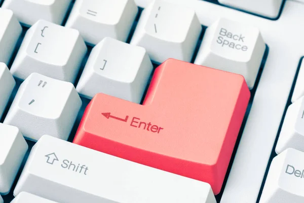 Teclado Com Chave Vermelha Enter Vista Perto — Fotografia de Stock