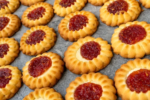 Sütik Háttere Lekvárközponttal Finom Sütemények Teára Cukrászati Termék Sütit Sütök — Stock Fotó