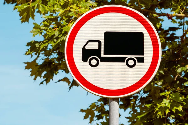 Red White Traffic Sign Black Cargo Truck Indicating Entry Trucks — Zdjęcie stockowe