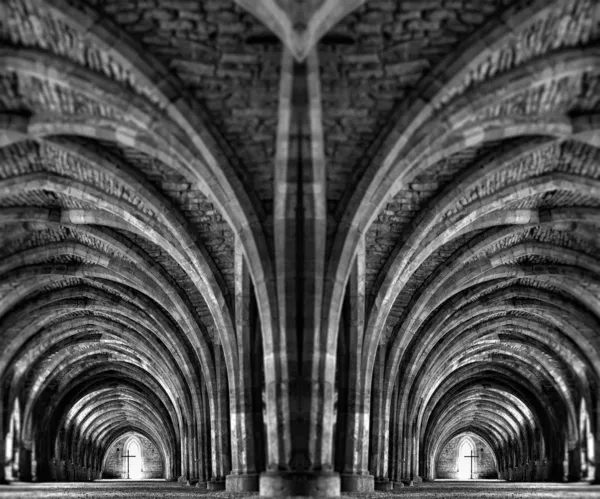 Ruines de l'ancienne abbaye Images De Stock Libres De Droits