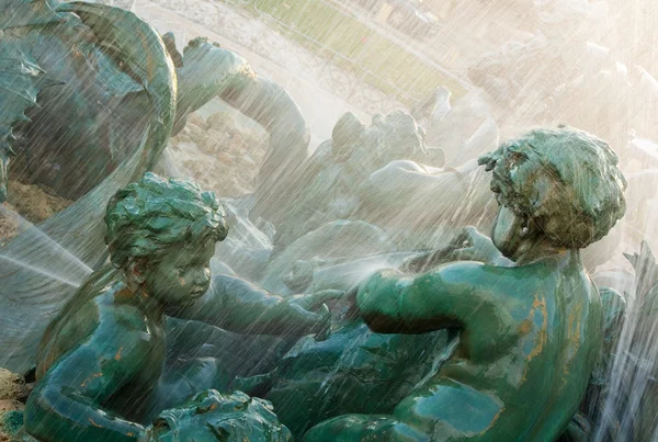 Памятник Жирондистам и фонтан, Бордо, Франция — стоковое фото