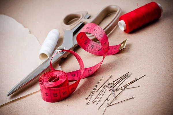 Herramientas para coser y hacer a mano — Foto de Stock