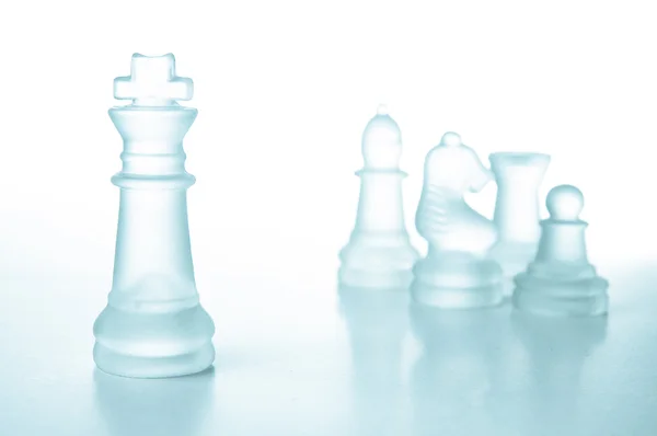 Conceito de sucesso e liderança, rei do xadrez de vidro — Fotografia de Stock
