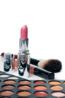 renkli kaptırdın, ruj ve makyaj fırçaları