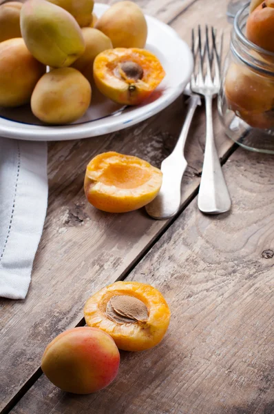 Rustic still life with apricots — Stock Photo, Image