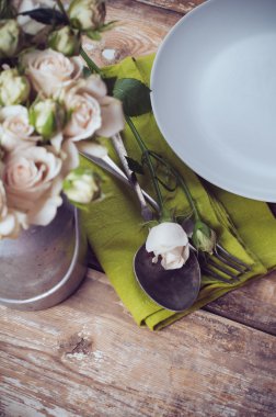 Vintage Tablo ayarı ile gül çiçek