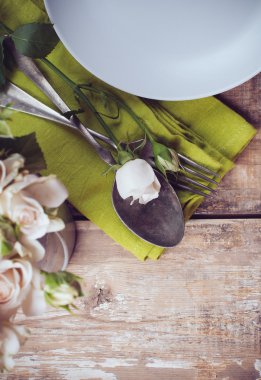 Vintage Tablo ayarı ile gül çiçek