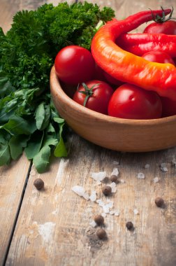 Dünya ampul asılı