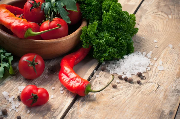 Verduras de verão brilhantes — Fotografia de Stock