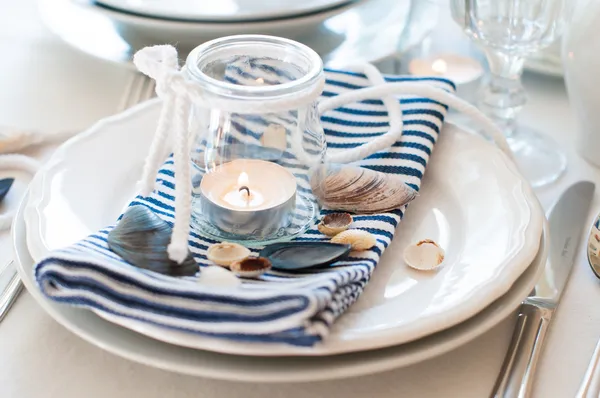 Table setting in maritime style — Stock Photo, Image