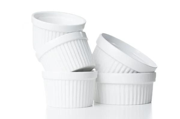 Ceramiczne formy na białym tle — Zdjęcie stockowe