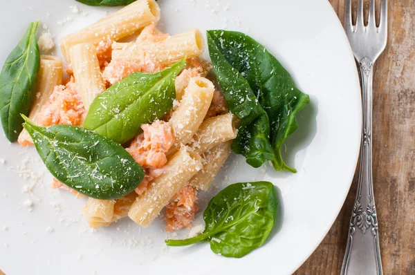 Rigatoni med skaldjur — Stockfoto