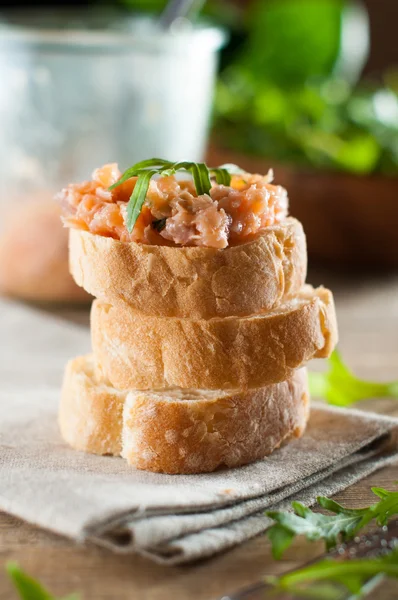 Sandwiches with salmon pate — Stock Photo, Image