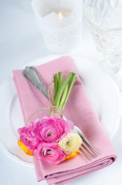 꽃 축제 테이블 설정 — 스톡 사진