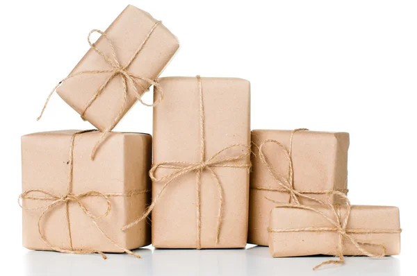 Verschillende geschenkdozen, postpakketten — Stockfoto