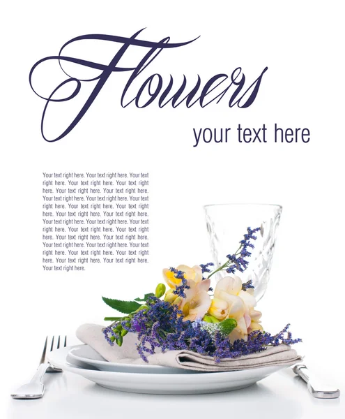 Table setting with freesias — Stock Photo, Image