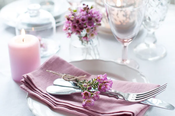 Festive wedding table setting — Stock Photo, Image