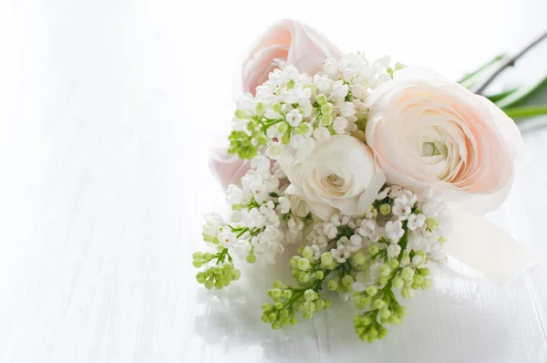 Delicate festive wedding bouquet — Stock Photo, Image